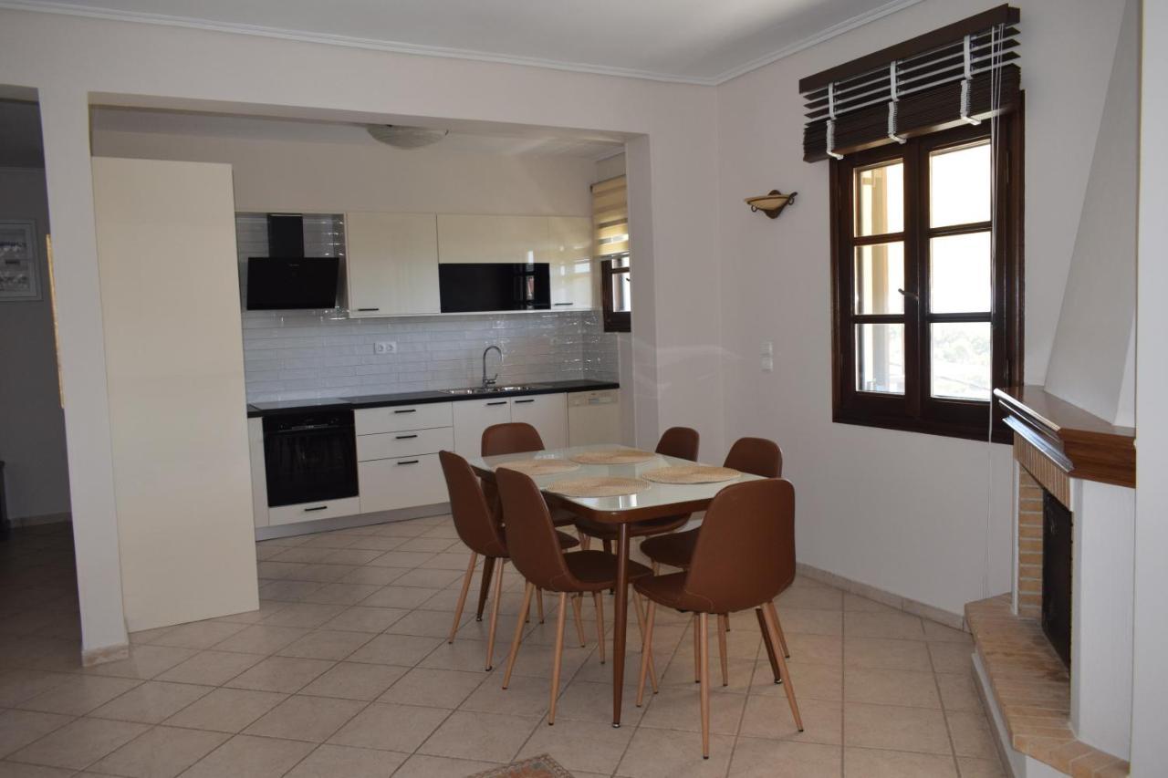 Elpida Apartments Votsi  Ngoại thất bức ảnh