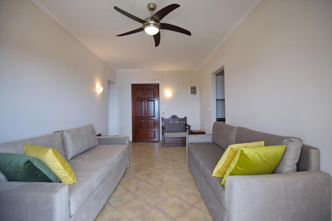 Elpida Apartments Votsi  Ngoại thất bức ảnh